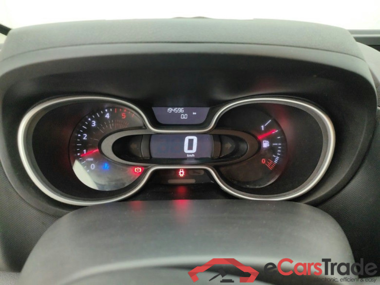 RENAULT TRAFIC 29 FOURGON MWB DSL - 2019 2.0 dCi 120 29 L2H1 Grand Confort 5d #6