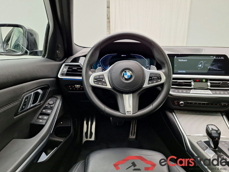BMW, 3-serie '18, BMW 3 Reeks Berline 330e (215 kW) 4d  ///M-SportKit (total options: 15.495,85 Ex.Vat) #6