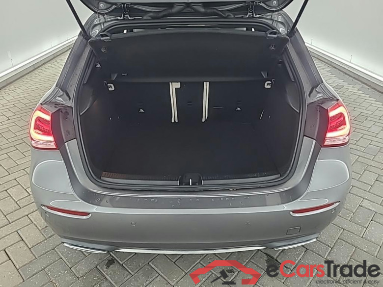MERCEDES-BENZ A-klasse A 180 DCT Luxury Line 5D 100kW #5