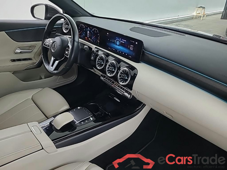 MERCEDES-BENZ A-klasse A 180 DCT Luxury Line 5D 100kW #6