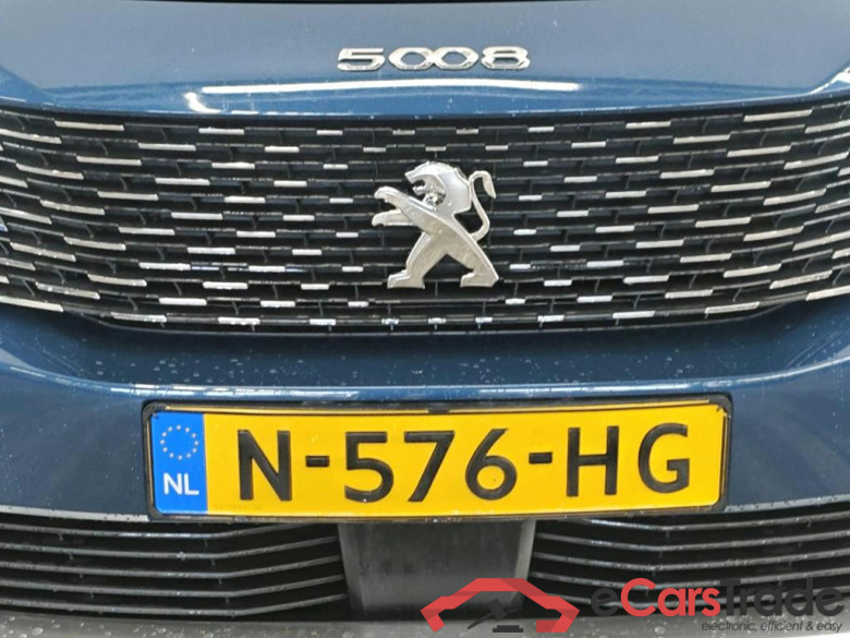 Peugeot 5008 Allure PureTech 130 EAT8 5d #5