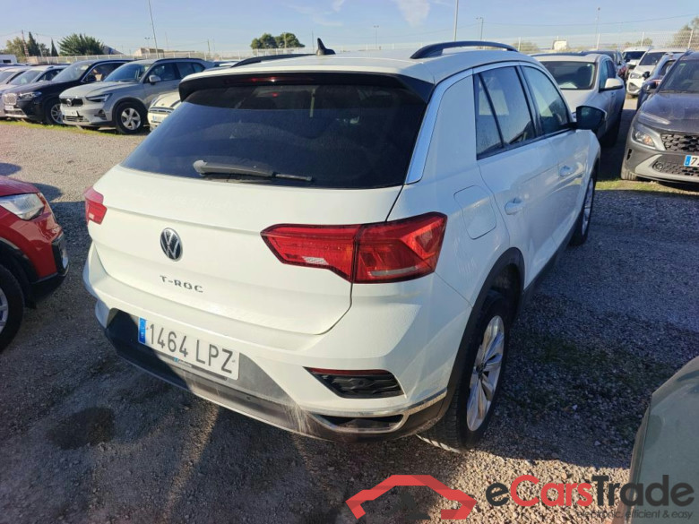 VOLKSWAGEN T-Roc / 2017 / 5P / todoterreno Advance 2.0 TDI 85kW (115CV) #2