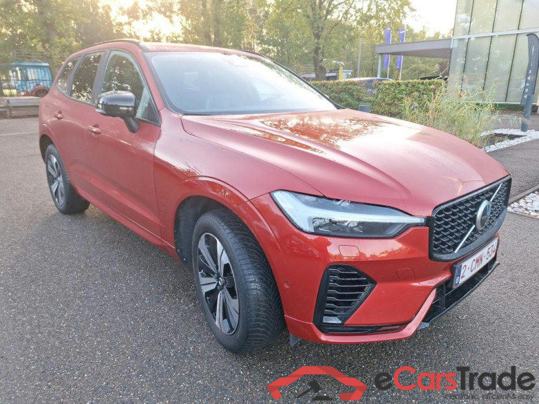 VOLVO XC60 2.0 T6 PHEV PLUS DARK AUTO 4WD #2
