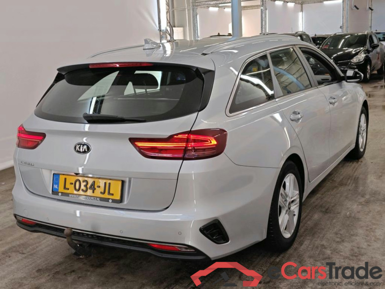 Kia Ceed Sportswagon 1.5 T-GDi DynamicLine 5d #2
