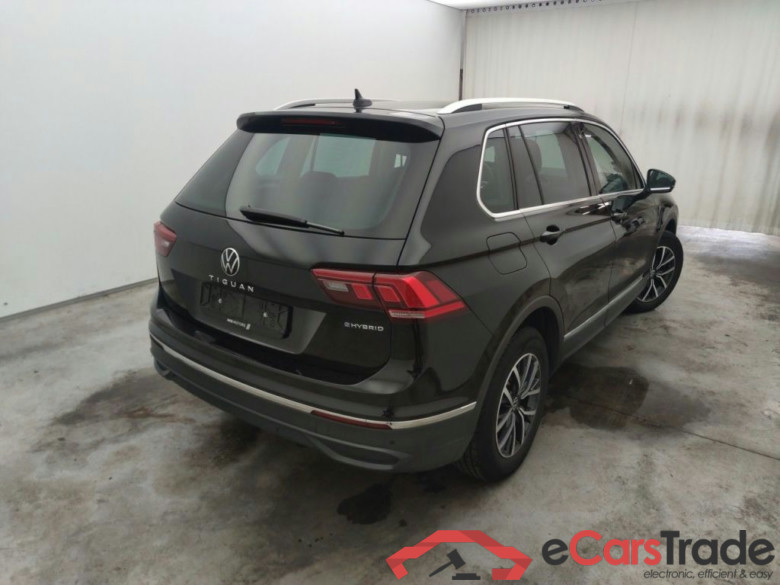 Volkswagen Tiguan 1.4 eHybrid DSG Life 5d #2