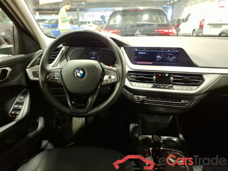 BMW 1 SERIES HATCH 1.5 116IA (80KW) #6