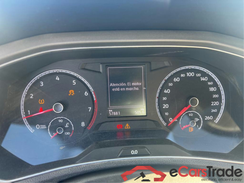 VOLKSWAGEN T-Roc / 2017 / 5P / todoterreno Advance Style 1.5 TSI 110kW (150CV) #5