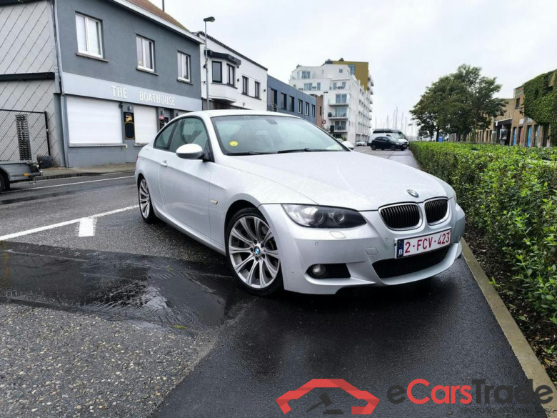 BMW 3 Coupé (E92) 325i