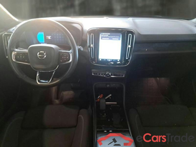 VOLVO C40 / 2021 / 5P / CROSSOVER RECHARGE TWIN PLUS #3