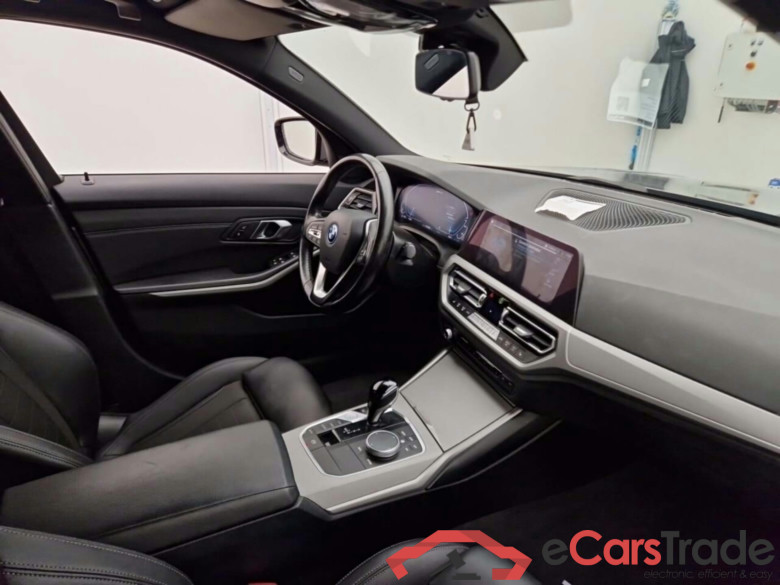 BMW 3-SERIE BERLINE 2.0 330E AUT #3