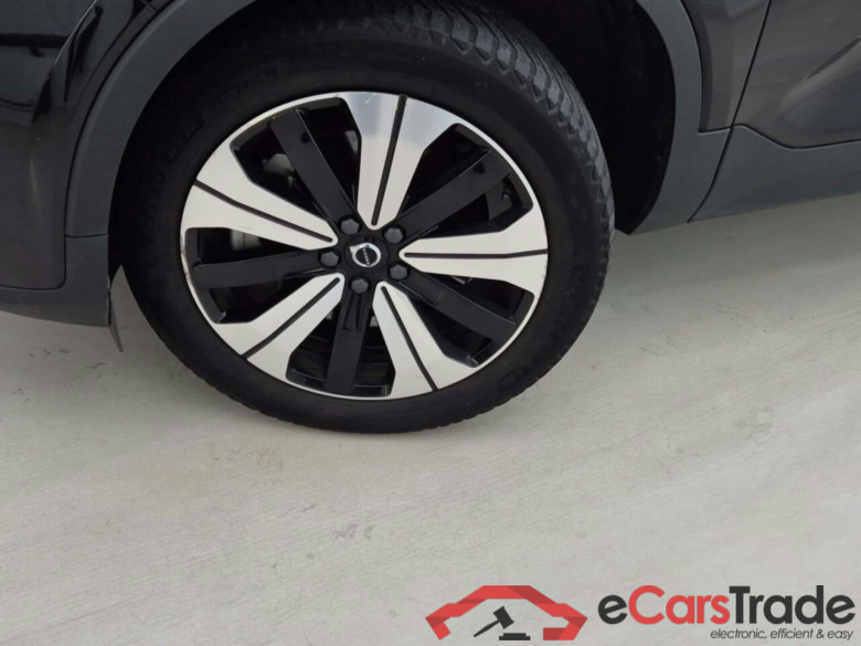 VOLVO XC40 RECHARGE CORE #5