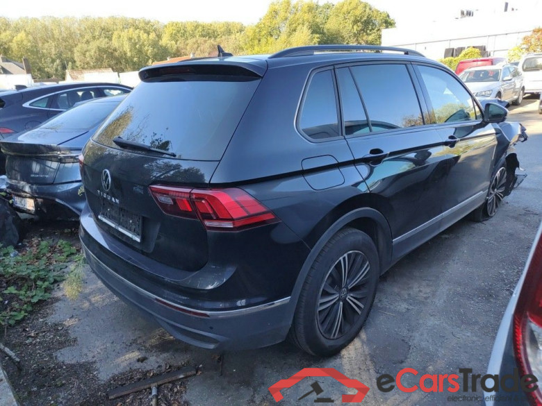 Volkswagen Tiguan 1.5 TSI 96kW Life 5d !!!! Damaged car !!! #2
