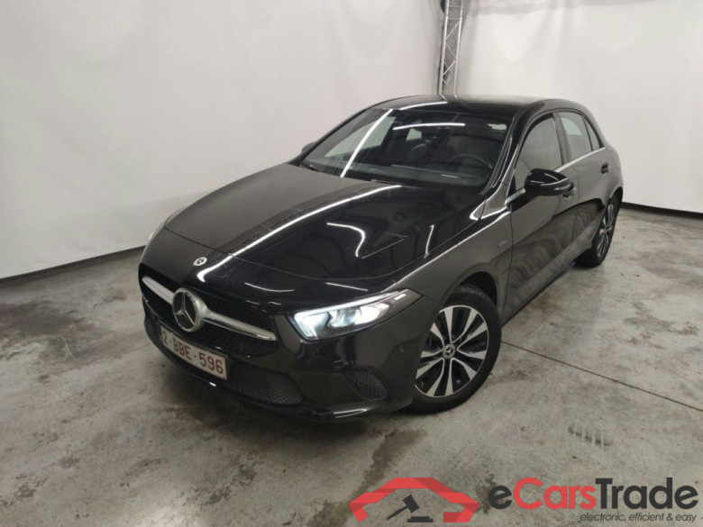 Mercedes-Benz A-Klasse A 250 e Business Solution 5d #1