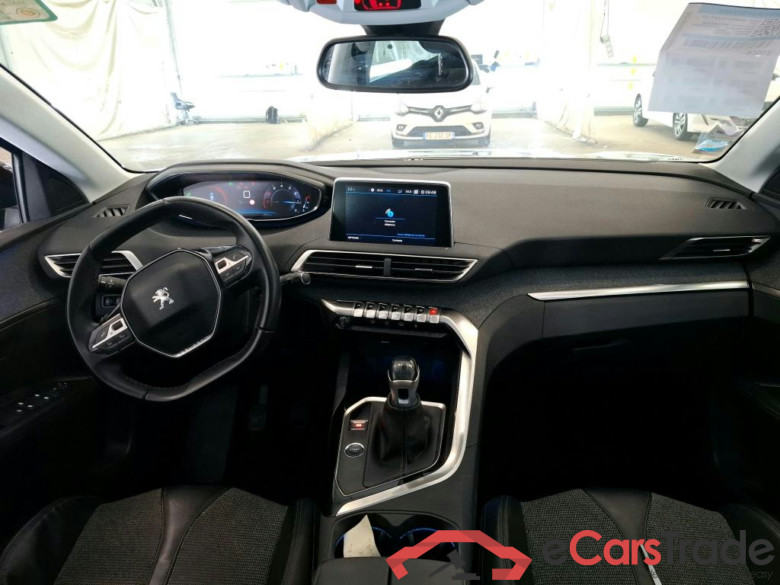 PEUGEOT 3008 5p SUV Puretech 130 ALLURE #5