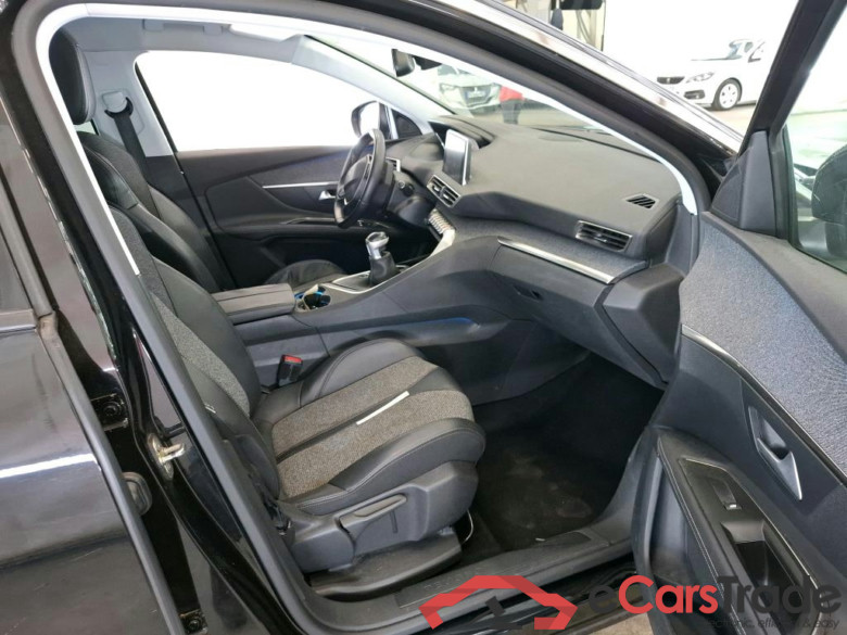 PEUGEOT 3008 5p SUV Puretech 130 ALLURE #6