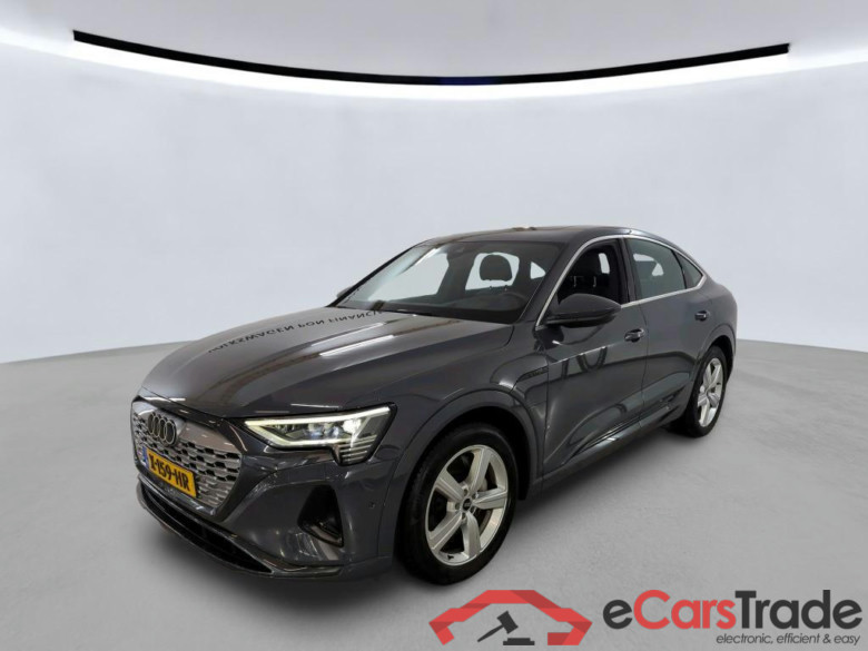 AUDI Q8 300 kW