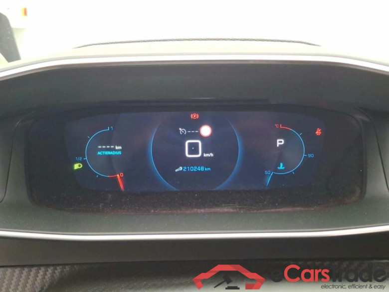 PEUGEOT 2008 1.2 PT Allure Pack #6