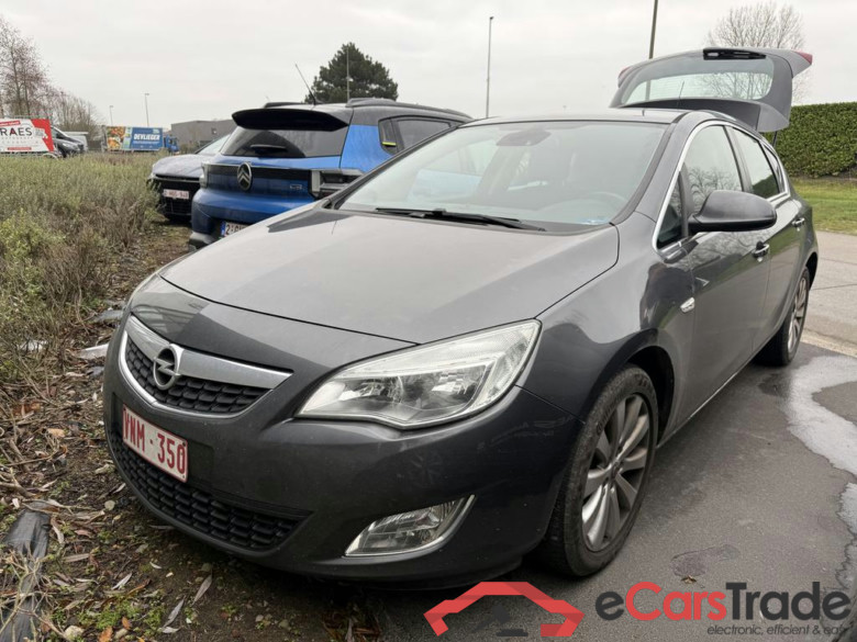 OPEL Astra 1.6i Cosmo #1