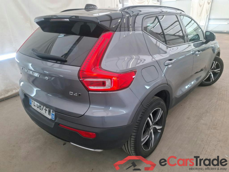 VOLVO XC40 5p SUV D4 AWD AdBlue 190 Geartro 8 R-Design #3