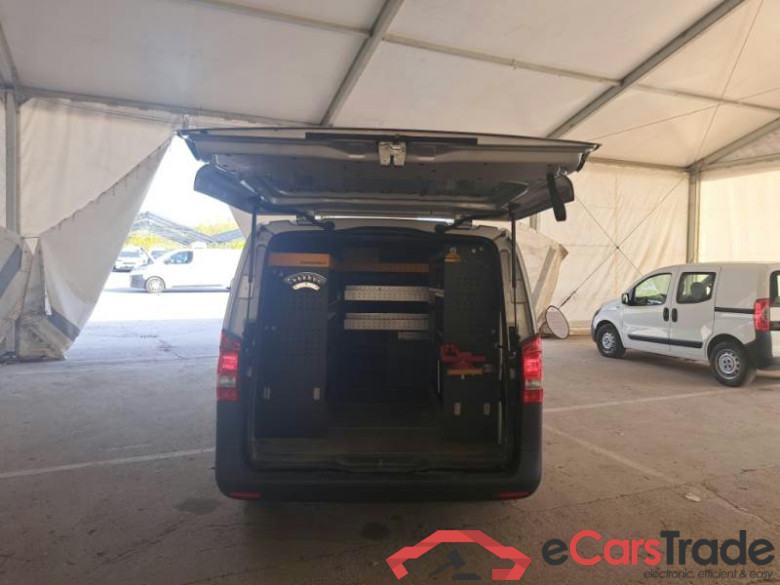 OPEL VIVARO LIFE / 2019 / 4P / COMBI 1.5 DIESEL 120CV SeS L2H1 MT6 #4