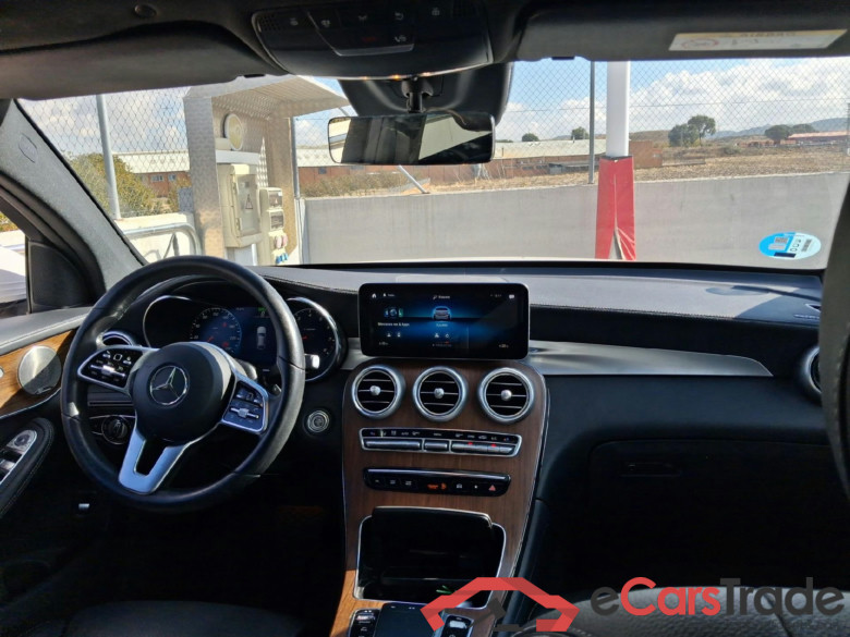 MERCEDES-BENZ GLC Coupé / 2019 / 5P / coupé GLC 300 4MATIC #3