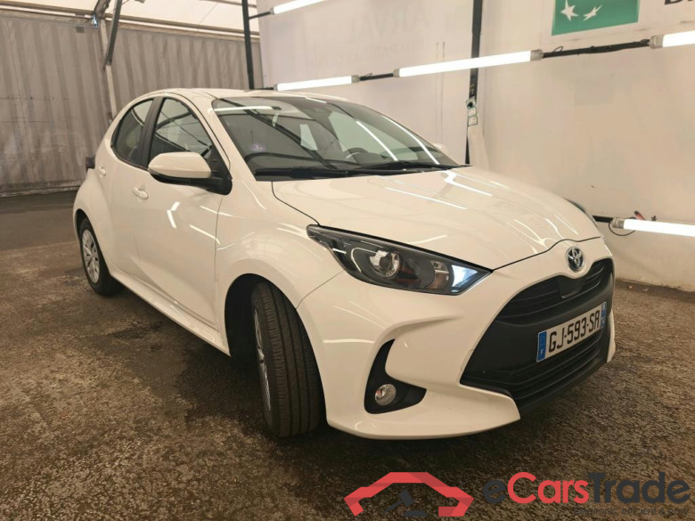TOYOTA Yaris Hybride / 2019 / 5P / Berline Hybride 116h Dynamic Business Beyond Zer #4