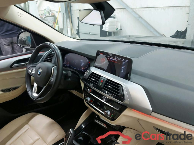 BMW - BMW X4 xDrive20iA 184PK Advantage Pack Business With Vernasca Heated Seats & Navigation & Rear Camera * PETROL * #3