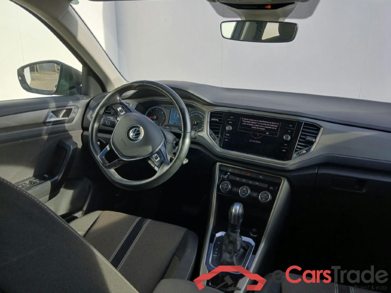 VOLKSWAGEN T-Roc / 2017 / 5P / todoterreno Advance 2.0 TDI 110kW (150CV) DSG (AC2) #3
