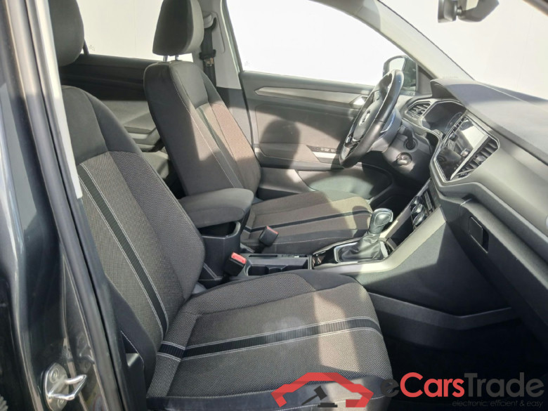 VOLKSWAGEN T-Roc / 2017 / 5P / todoterreno Advance 2.0 TDI 110kW (150CV) DSG (AC2) #6