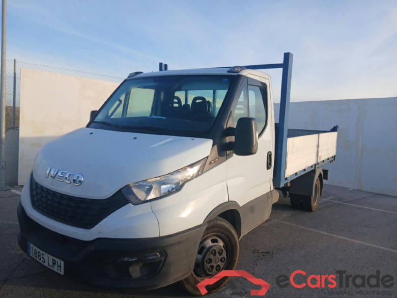 IVECO Daily / 2019 / 2P / chasis cabina 35C 16H 3.0 3750