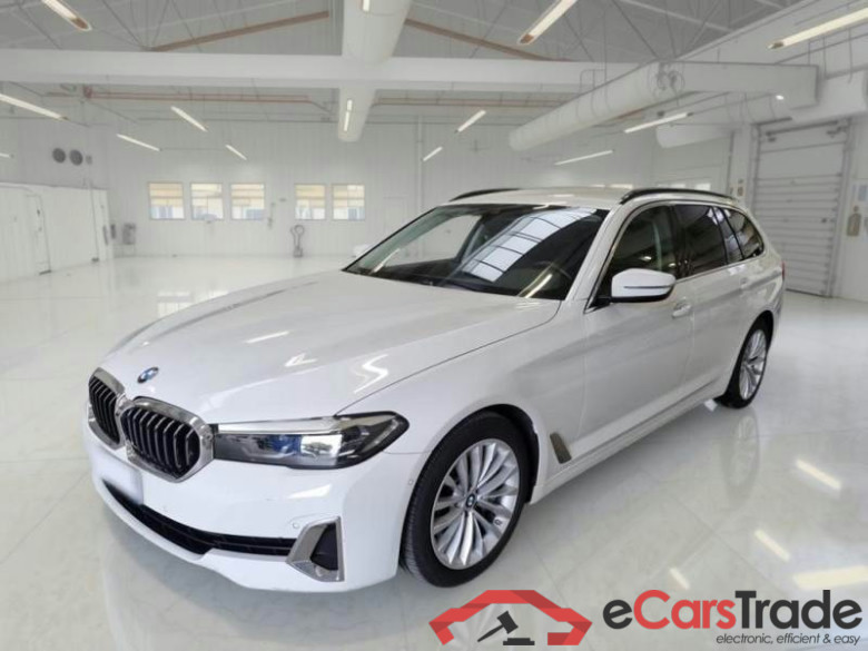 BMW SERIE 5 / 2020 / 5P / STATION WAGON 530D 183KW XD LUXURY AUTO TOURING