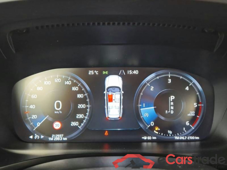 VOLVO V60 / 2019 / 5P / STATION WAGON D3 AUTOM. MOMENTUM BUSINESS #4