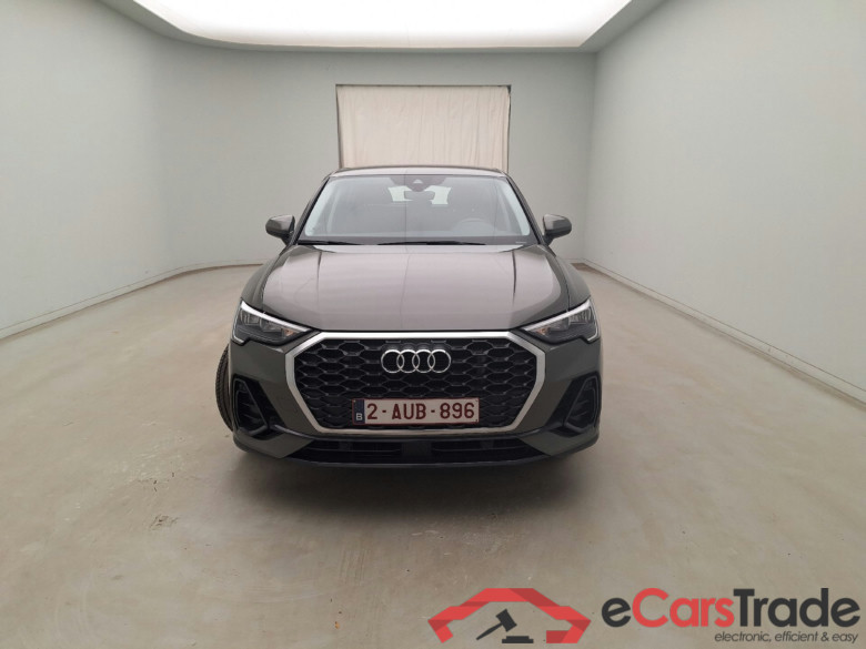 Audi, Q3 SB '19 PHEV, Q3 SB 45 TFSie PHEV S tronic #1