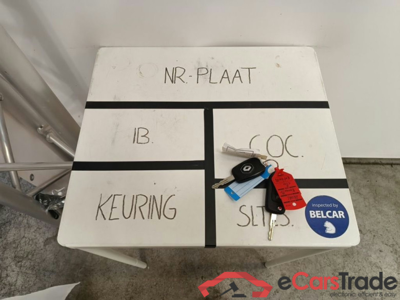 RENAULT CLIO V 1.0 TCe Evolution GPF 5d #4