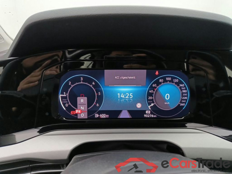 Volkswagen Golf VIII 2.0 TDI 85kW Life DSG 5d #6
