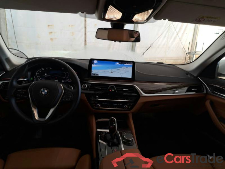 BMW SERIE 5 / 2020 / 5P / STATION WAGON 520D XDRIVE LUXURY AUTO MH48V TOURING #3