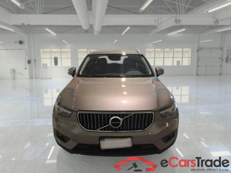 VOLVO XC40 / 2017 / 5P / SUV T5 PLUG-IN HYBRID AUTO RECH INSCRIP EXPR #6