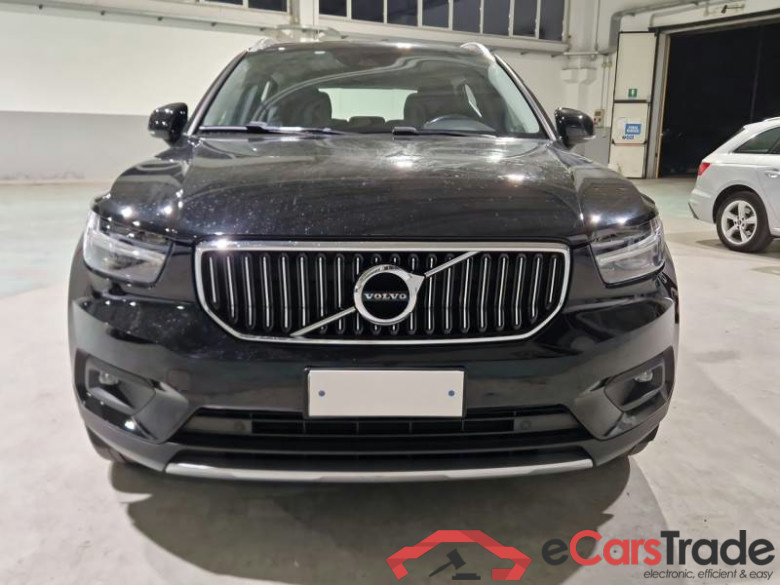 VOLVO XC40 / 2017 / 5P / SUV T5 PLUG-IN HYBRID RECH INSCRIP EXPR MY21 #6
