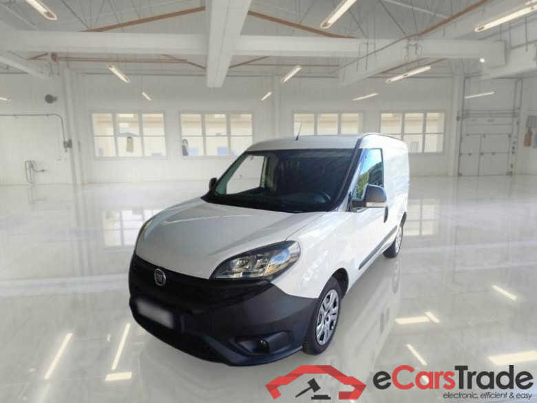 FIAT DOBLÒ CARGO / 2014 / 4P / VETT. FURGONATA CH1 LOUNGE 1.6 MJET 105CV E6D-F SeS #1