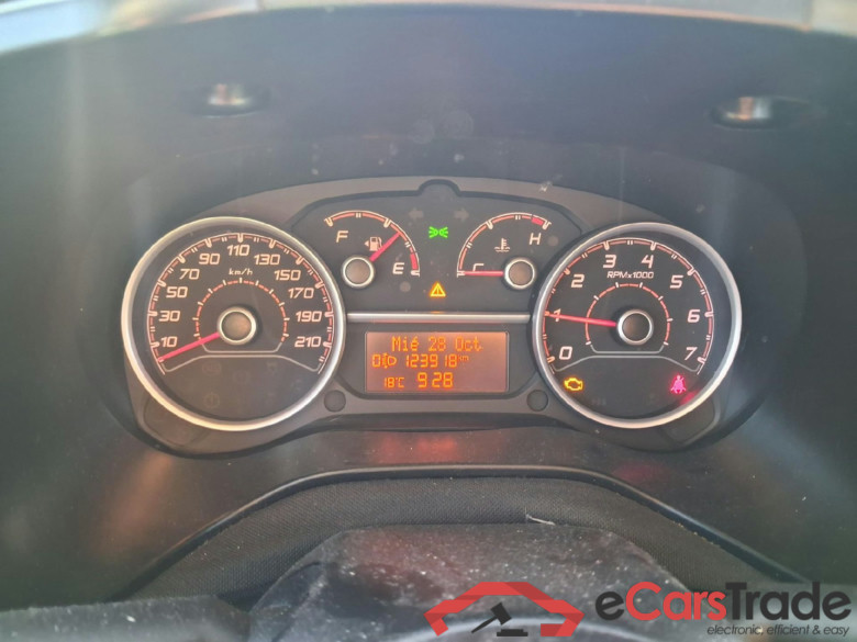 FIAT Doblò Cargo/2015/3P/furgón derivado de turismo Cargo Base Plus 1.3 Mjet 70kW (95CV) #4
